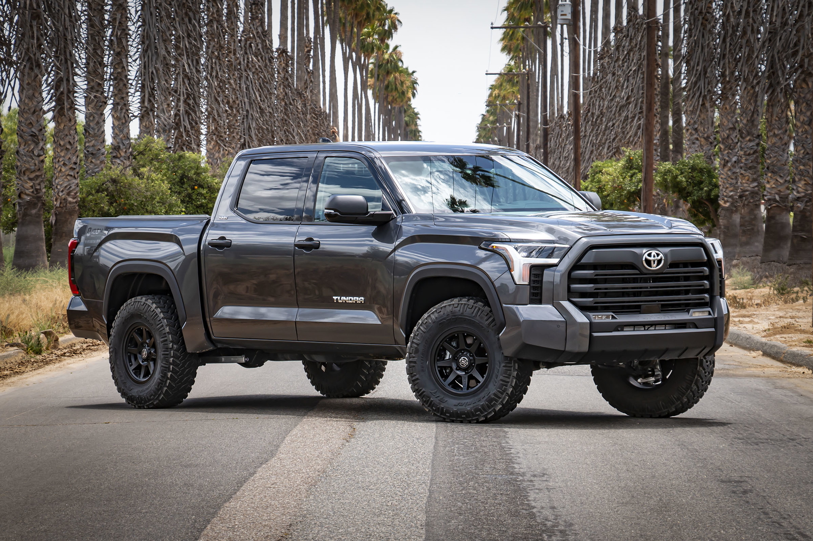 ICON 2022-2025 Toyota Tundra, 2-3.25" Lift, Stage 3, 3.0 Suspension System, Tubular, CDXS