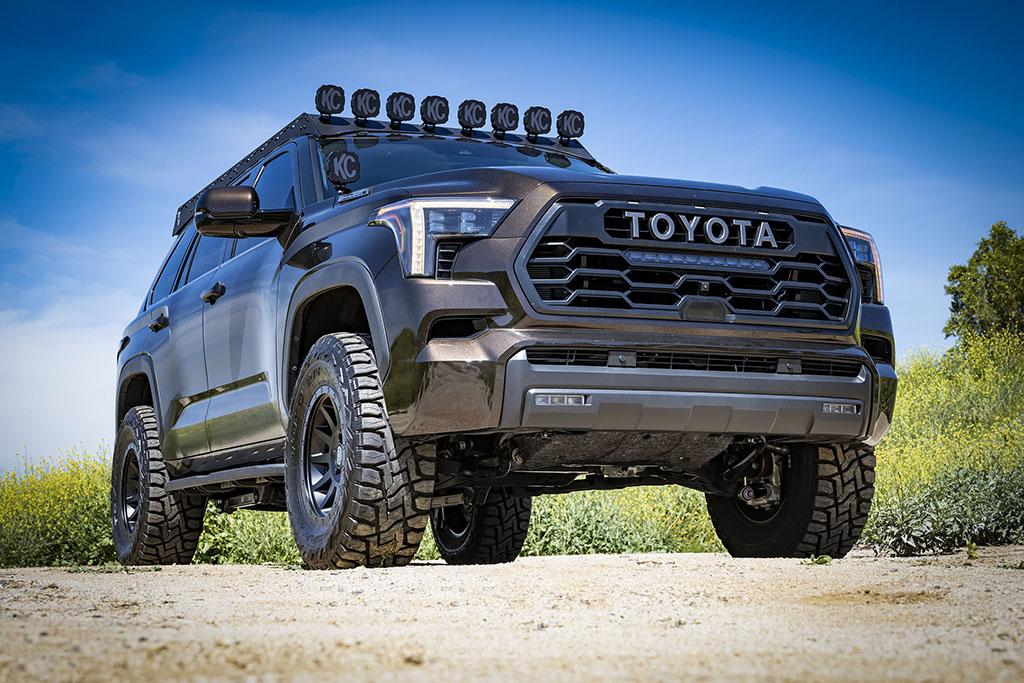 ICON 2023-2025 Toyota Sequoia, 3-4.5" Lift, Stage 10 Suspension System, Billet, CDXS